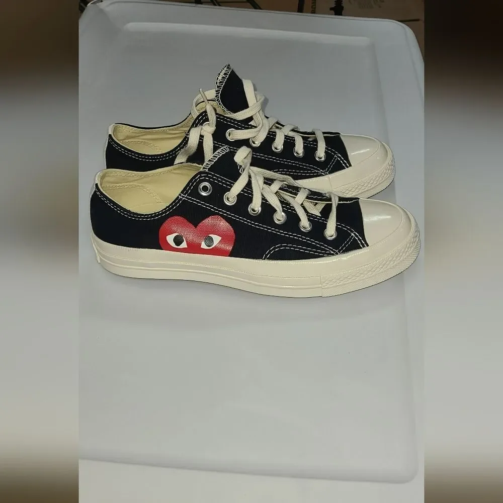 Converse trendy sneakers